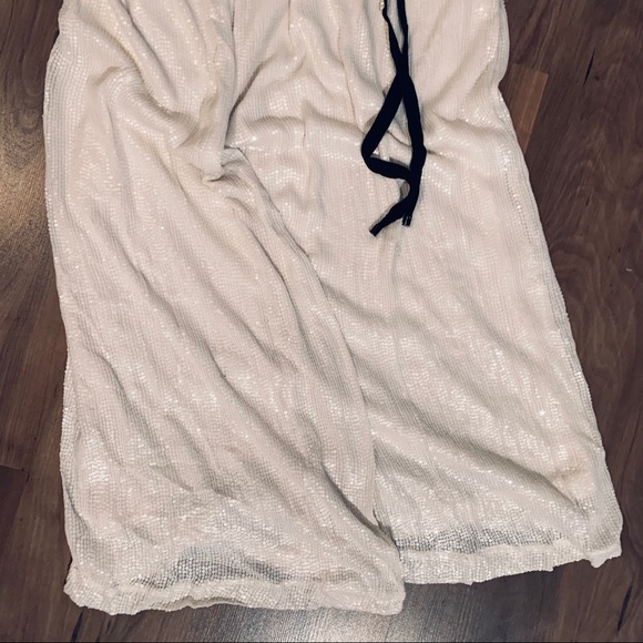 COPY - Rare🤍DIANE VON FURSTENBERG Yazhi Sequined Gown - Picture 9 of 16